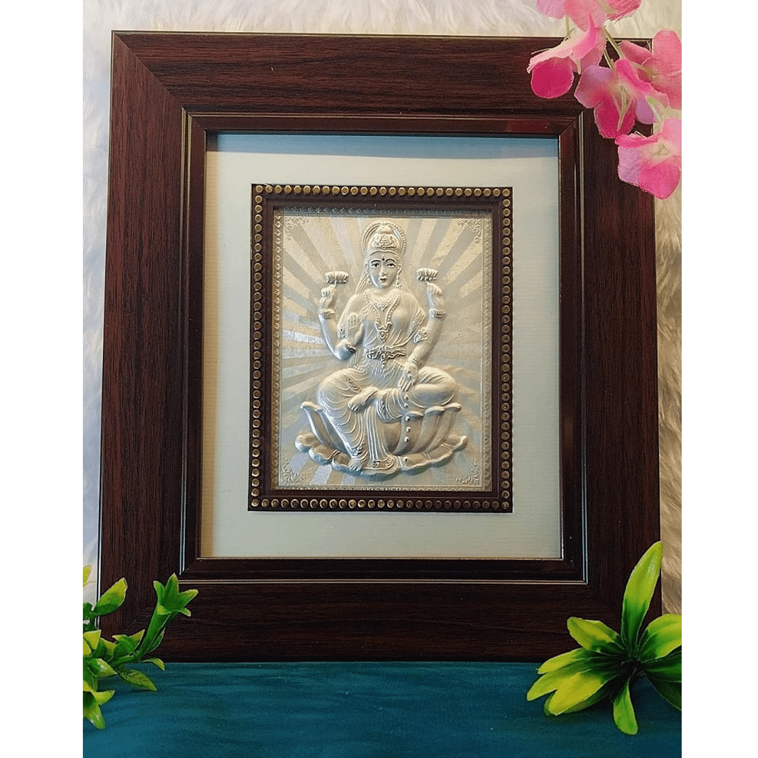 Laxmi Frame